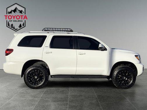 2021 Toyota Sequoia SR5