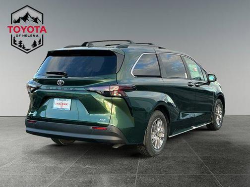 2026 Toyota Sienna XLE
