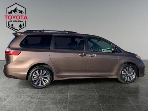 2018 Toyota Sienna 