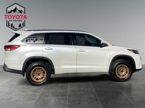 2018 Toyota Highlander Limited Platinum
