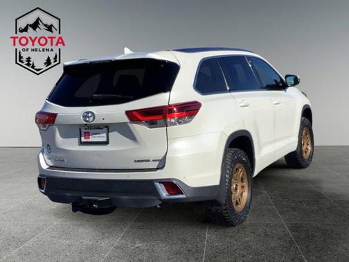 2018 Toyota Highlander Limited Platinum
