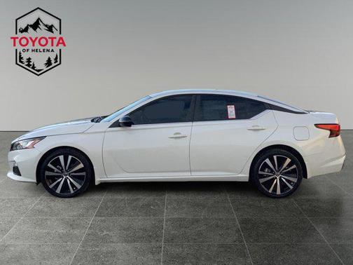 2022 Nissan Altima SR Intelligent AWD