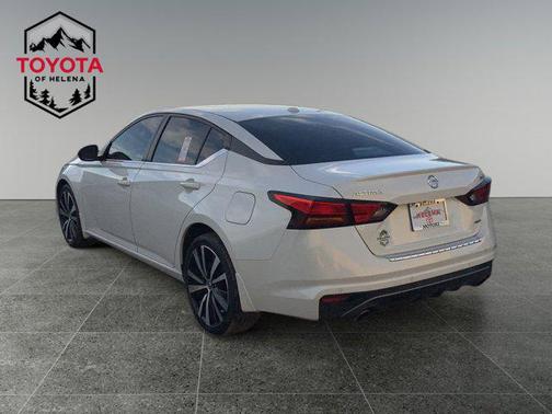 2022 Nissan Altima SR Intelligent AWD