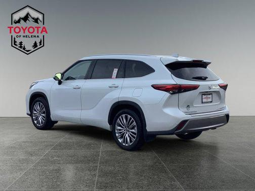2023 Toyota Highlander Platinum