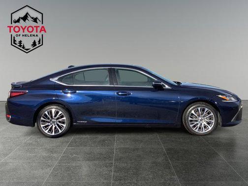 2020 Lexus ES 300h Base