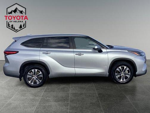 2023 Toyota Highlander Hybrid XLE