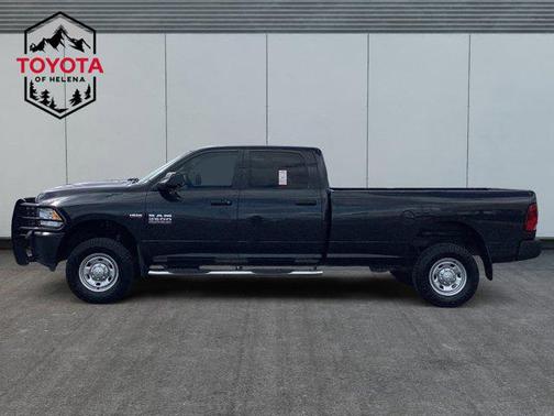 2017 RAM 2500 Tradesman Crew Cab 4x4 8' Box