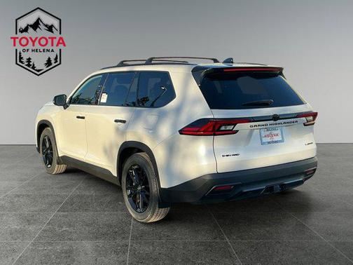 2026 Toyota Highlander Hybrid Base