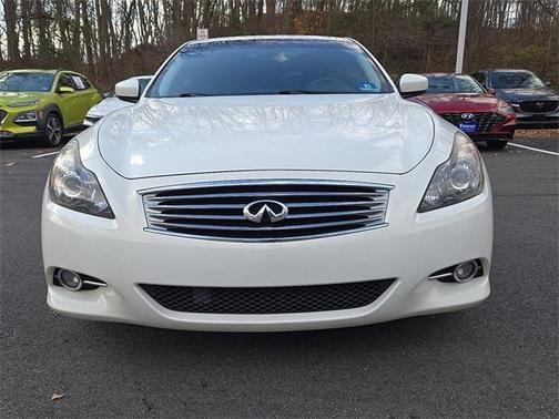 2014 INFINITI Q60 Base