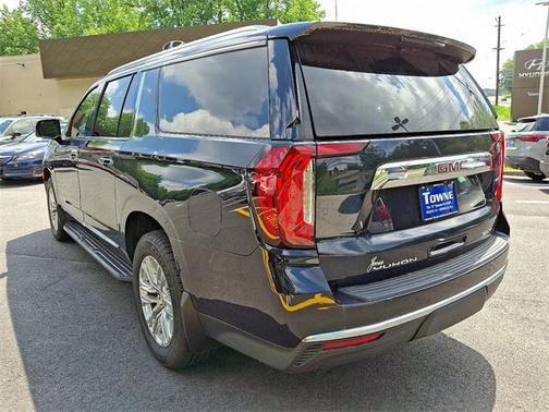 2021 GMC Yukon XL SLT