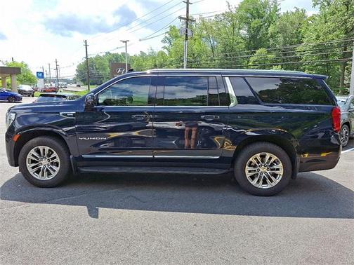 2021 GMC Yukon XL SLT