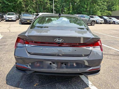 Ecotronic Gray 2023 Hyundai ELANTRA SE
