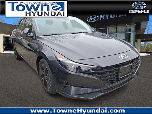 2022 Hyundai ELANTRA SEL