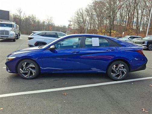 2025 Hyundai ELANTRA Sport