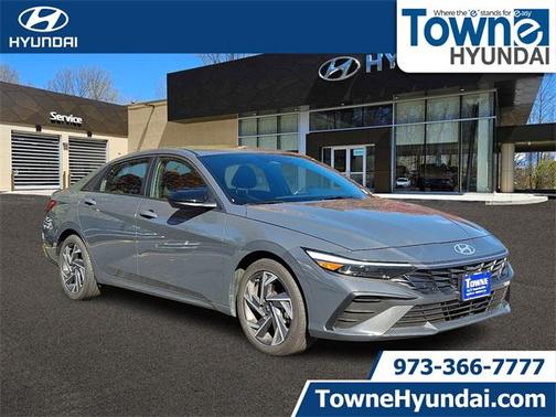 2025 Hyundai ELANTRA Sport