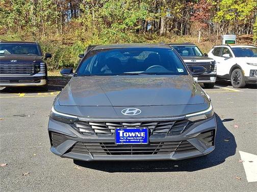 2025 Hyundai ELANTRA Sport