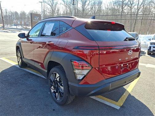 2025 Hyundai KONA SEL