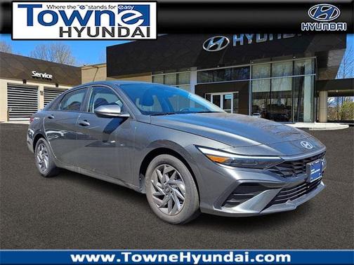 2024 Hyundai ELANTRA SEL
