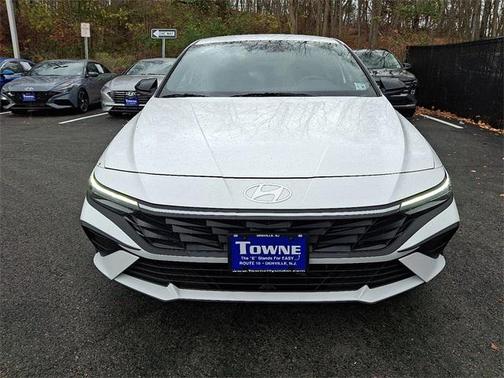 2025 Hyundai ELANTRA Sport