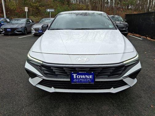 2025 Hyundai ELANTRA Sport