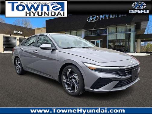 2024 Hyundai ELANTRA SEL