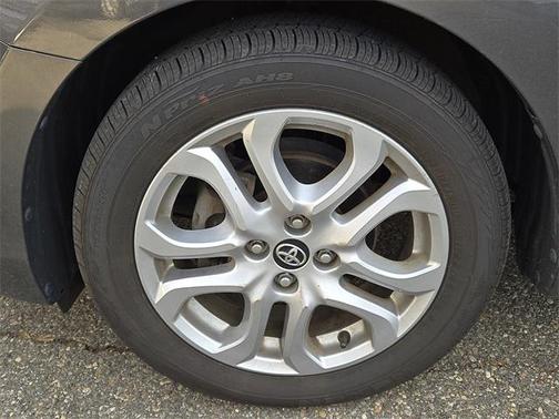 2017 Toyota Yaris iA Base