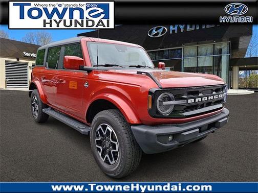 2022 Ford Bronco Outer Banks