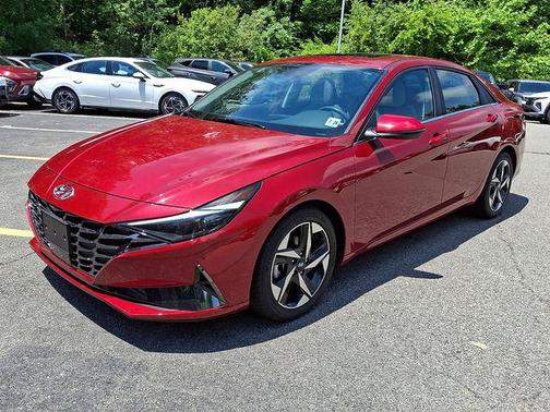 Scarlet Red Pearl 2023 Hyundai ELANTRA Limited