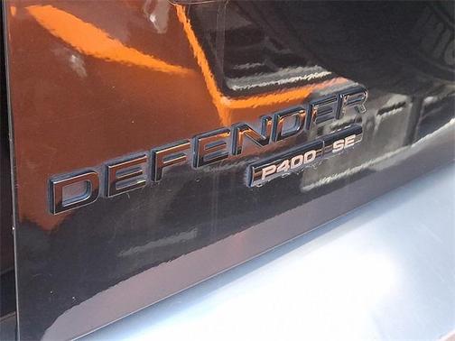2020 Land Rover Defender 110 SE