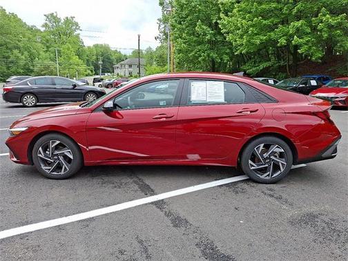 2025 Hyundai ELANTRA Sport