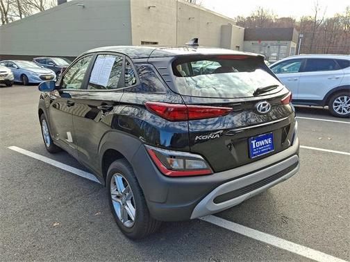 2023 Hyundai KONA SE