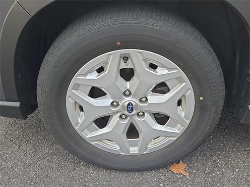 2023 Subaru Forester Base