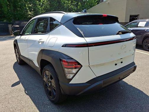 Atlas White 2026 Hyundai KONA SEL Sport