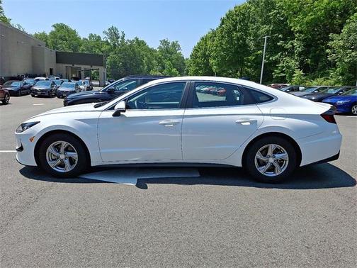 2023 Hyundai SONATA SE