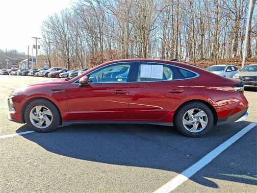 2025 Hyundai SONATA SE