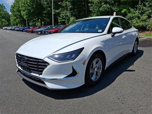 2023 Hyundai SONATA SE