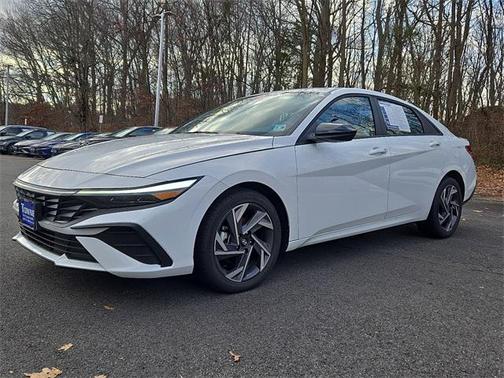 2025 Hyundai ELANTRA Sport