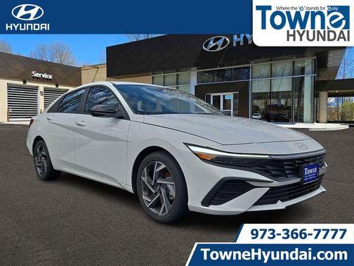 2025 Hyundai ELANTRA Sport