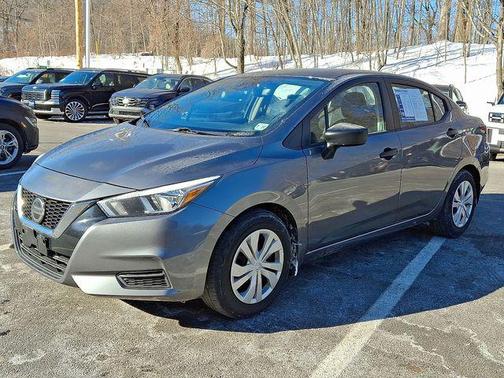 2022 Nissan Versa 1.6 S