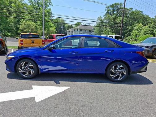 2025 Hyundai ELANTRA Sport