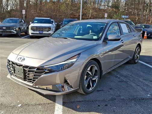 2023 Hyundai ELANTRA Limited