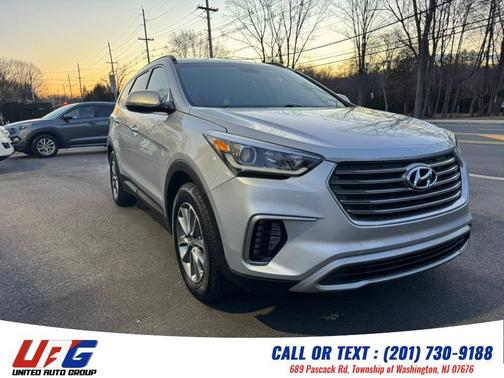 2017 Hyundai SANTA FE SE