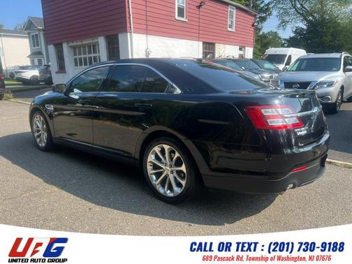 2017 Ford Taurus Limited