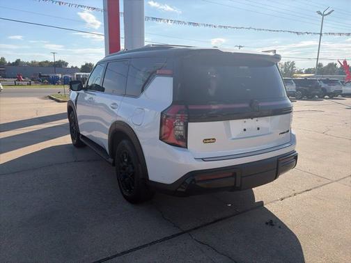Aspen White/Super Black 2026 Nissan Armada PRO-4X