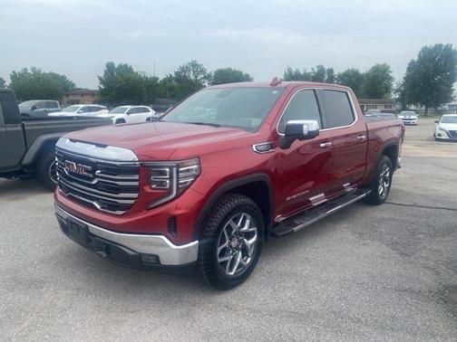 2024 GMC Sierra 1500 SLT