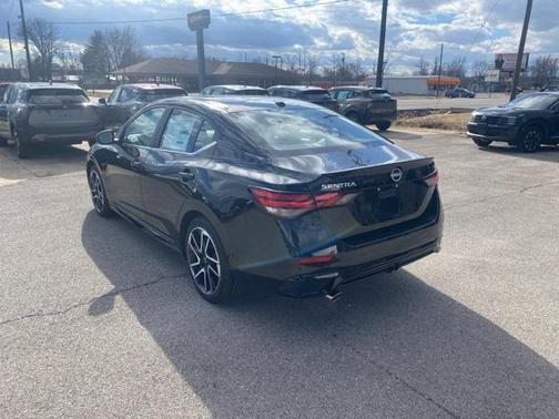 2025 Nissan Sentra SR