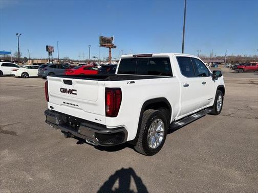 2021 GMC Sierra 1500 SLT