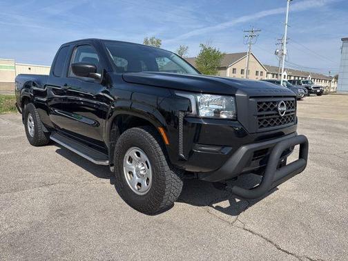 Super Black 2022 Nissan Frontier S