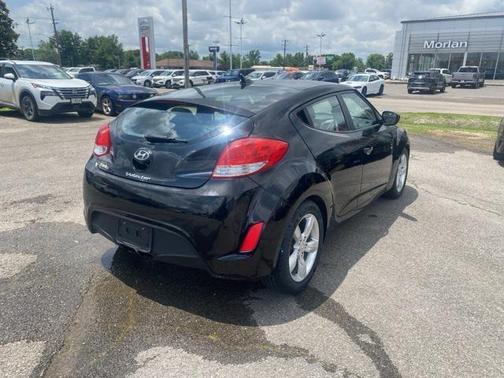 2015 Hyundai Veloster Base