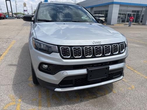 Silver Zynith Metallic Clearcoat 2025 Jeep Compass Limited